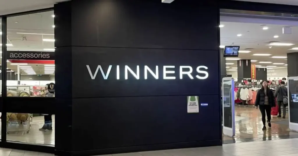 トロントにあるお店WINNWESの店舗入り口画像